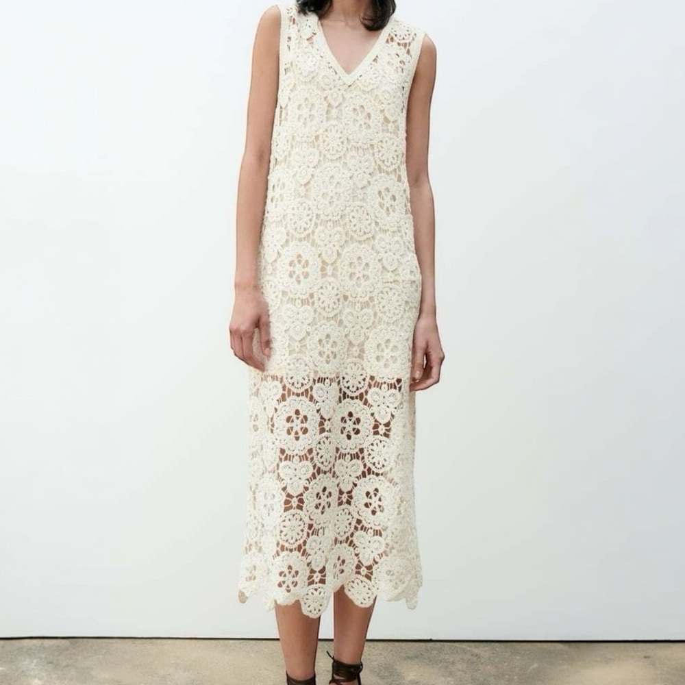 House of Harlow 1960 White Lace Crochet Midi Dress